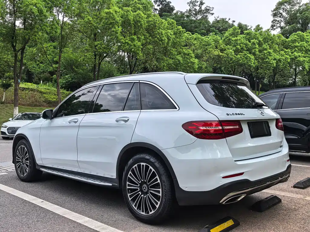 Mercedes-Benz GLC 2019 GLC 260 L 4MATIC