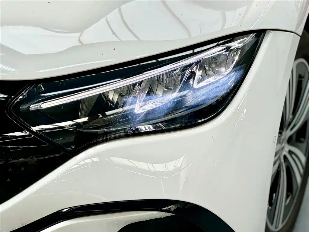 Mercedes-Benz EQE 2025 500 4MATIC Luxury
