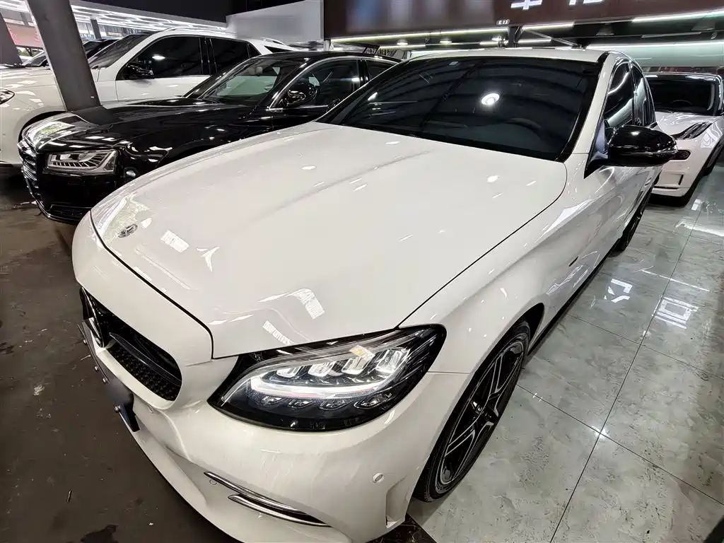 Mercedes-Benz C-Class 2021