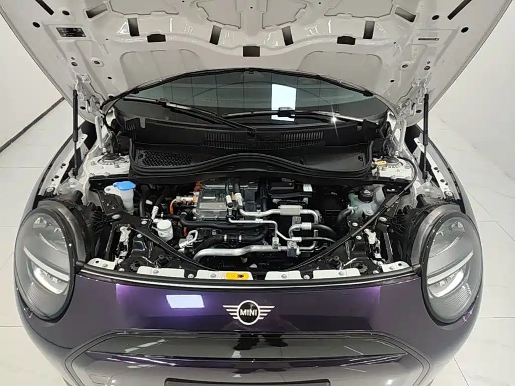 MINI MINI COOPER EV — миниатюра 20