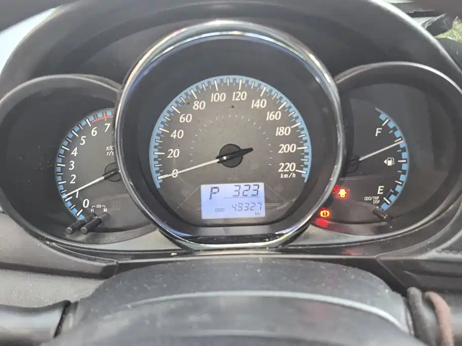 Toyota Yaris L — миниатюра 14