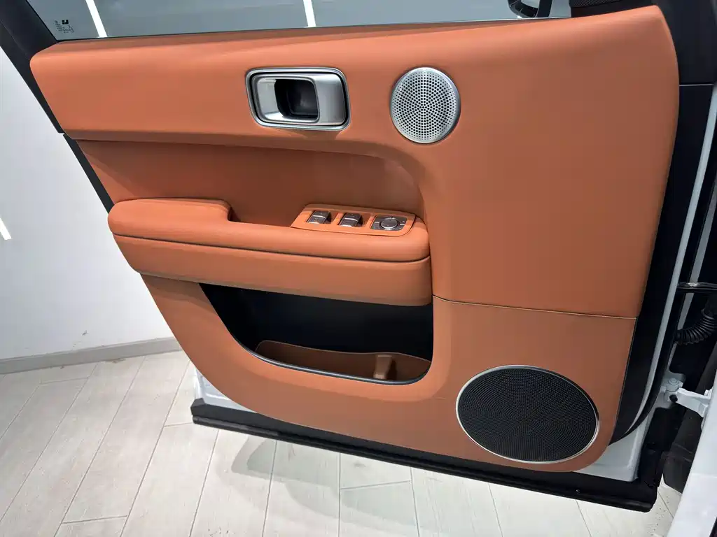 Li Auto Li L6 — миниатюра 14