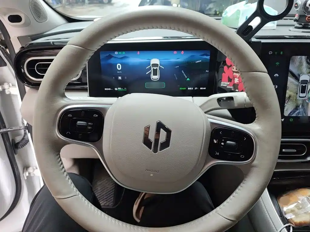 Leapmotor Leapmotor C11 — миниатюра 3