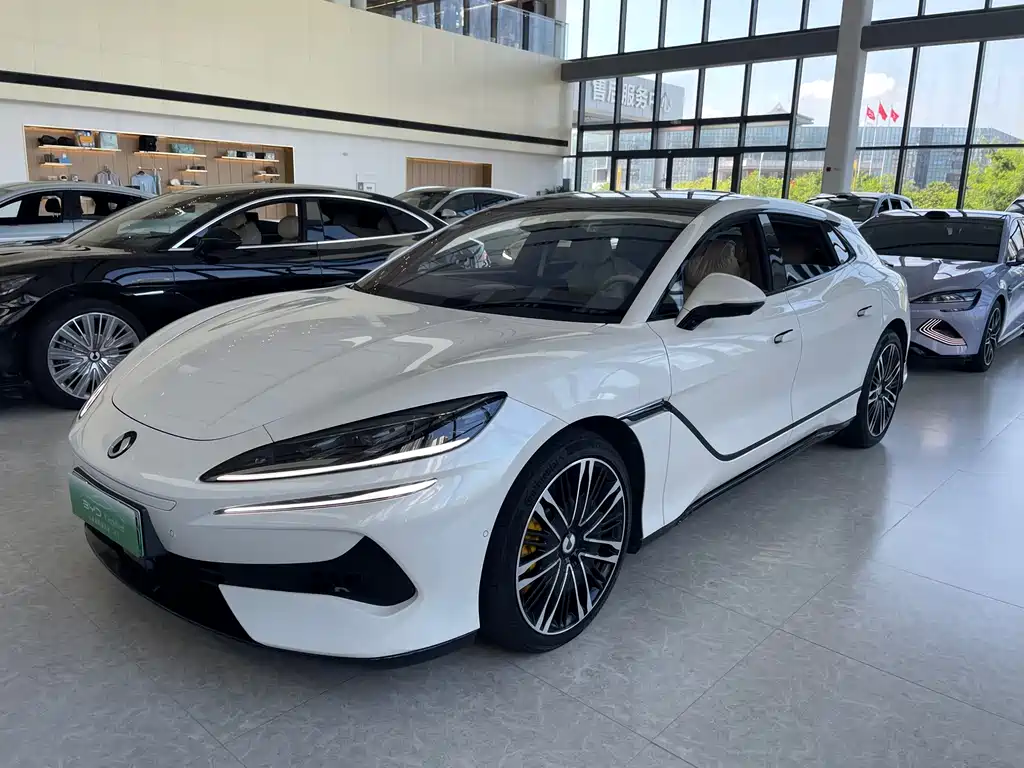 Denza Denza Z9GT