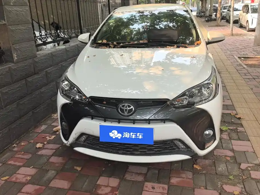 Toyota Yaris L — миниатюра 2