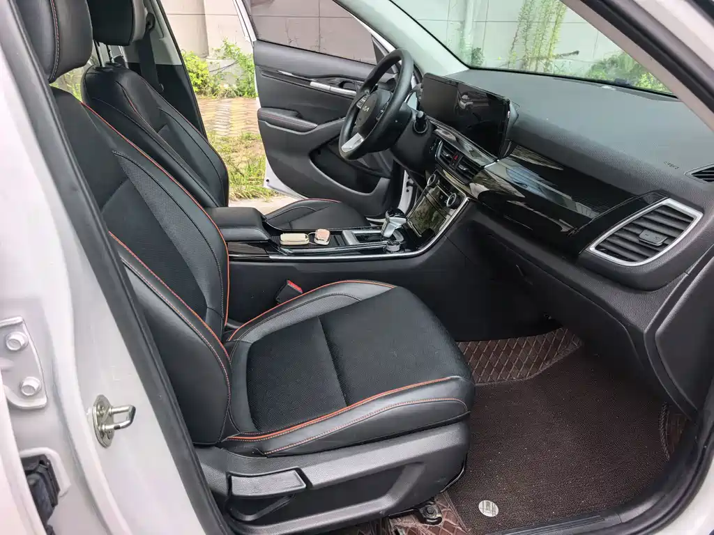 Kia Seltos — миниатюра 10
