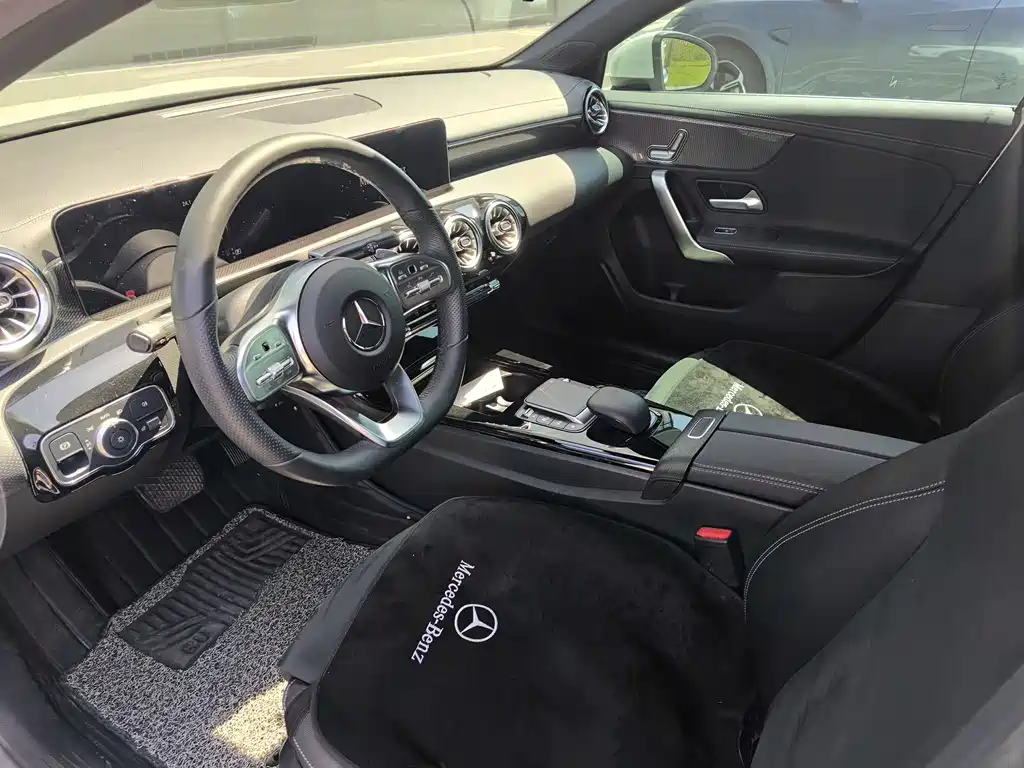 Mercedes-Benz A-Class A 2021 A 200 L Sport Fashion