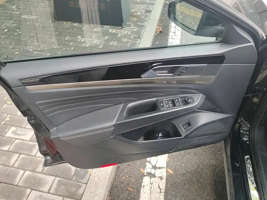 Volkswagen Passat — миниатюра 7