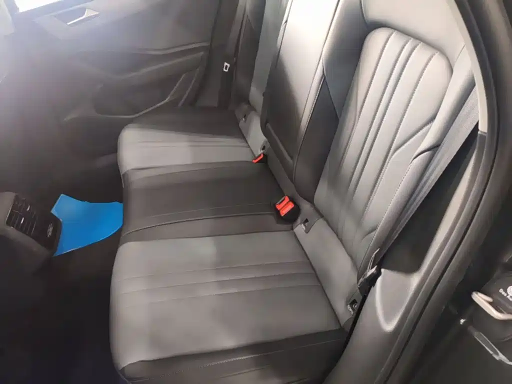 Volkswagen Sagitar — миниатюра 17