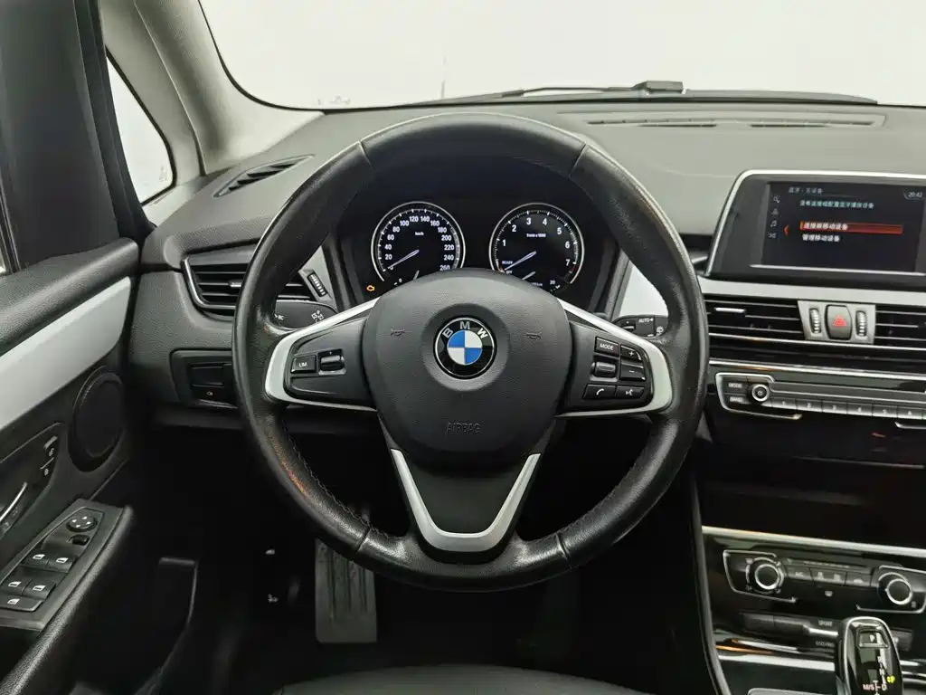 BMW 2 Series Gran Tourer — миниатюра 11
