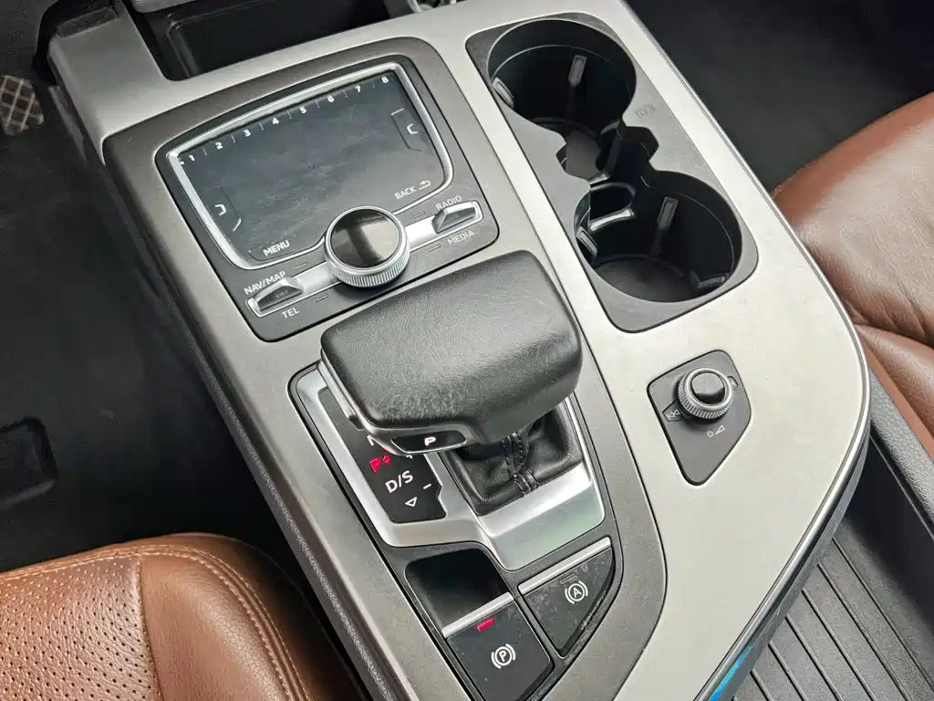 Audi Q7 — миниатюра 19