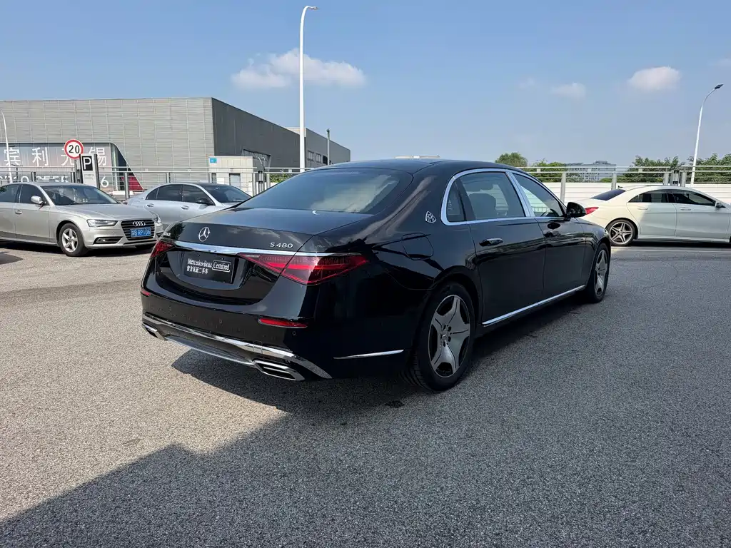 Mercedes-Benz S-Class — миниатюра 4