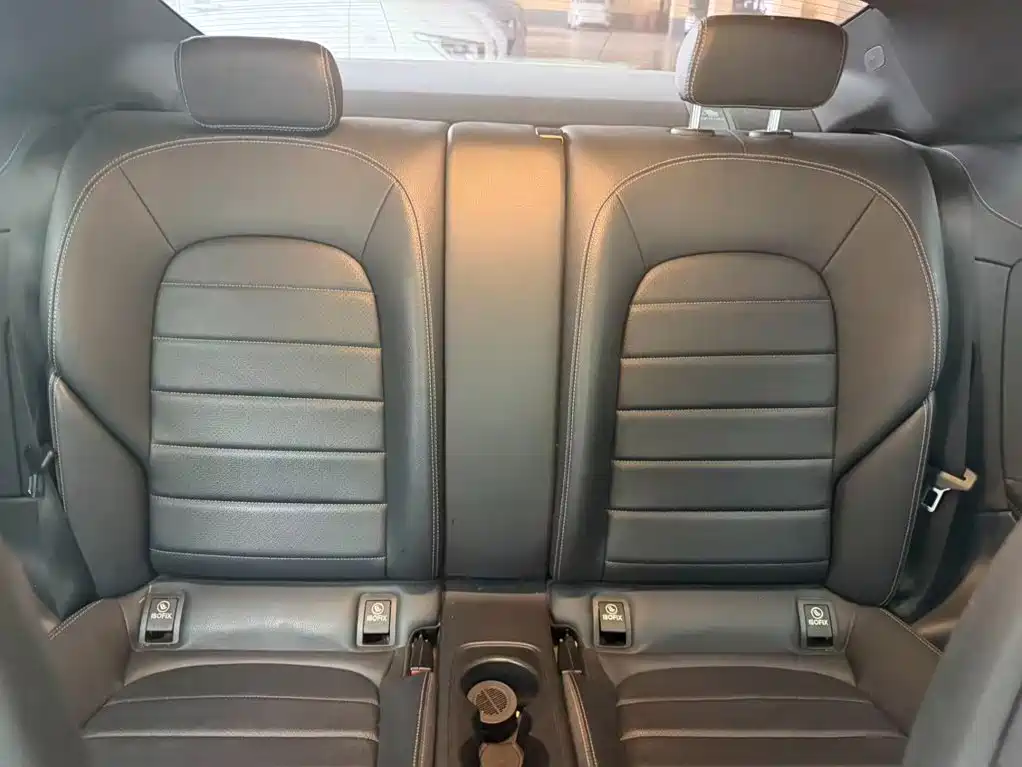 Mercedes-Benz C-Class (Import) — миниатюра 6