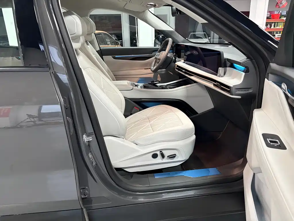 Ford Edge — миниатюра 5