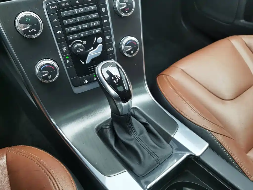 Volvo V60 — миниатюра 13
