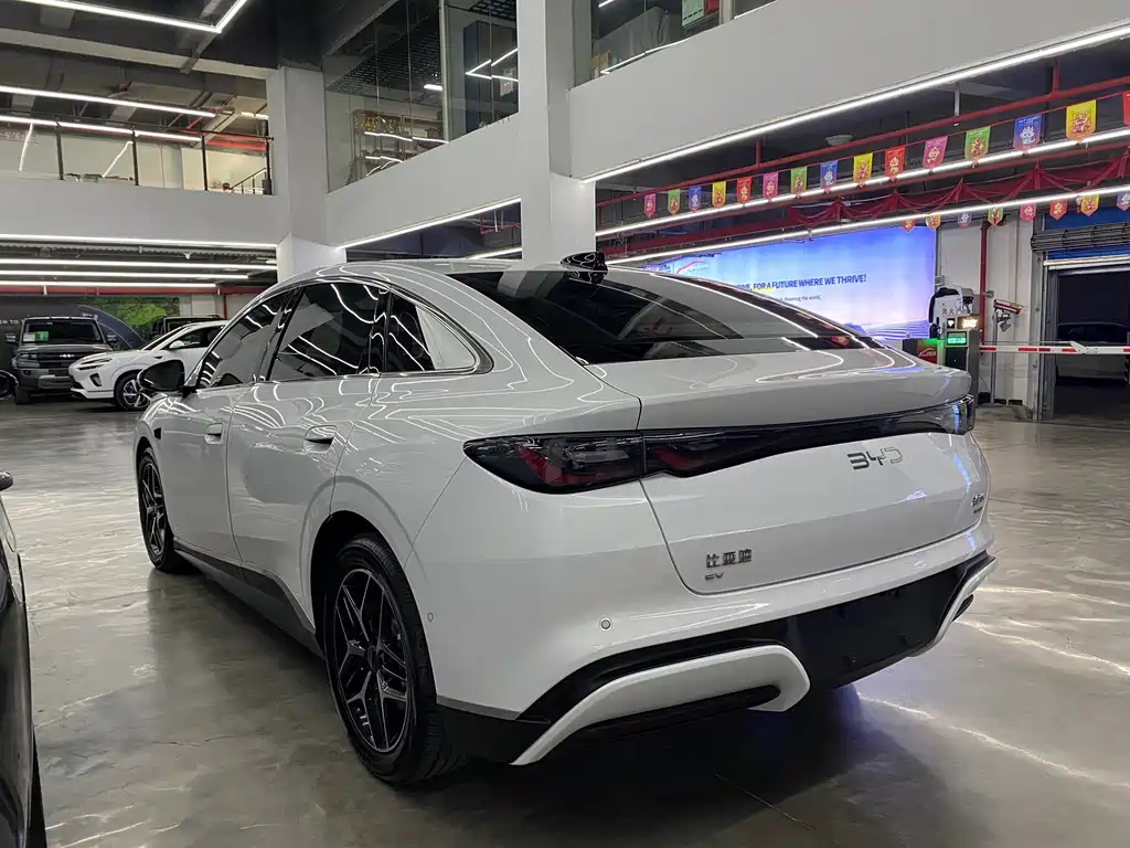 BYD Seal 06 — миниатюра 4