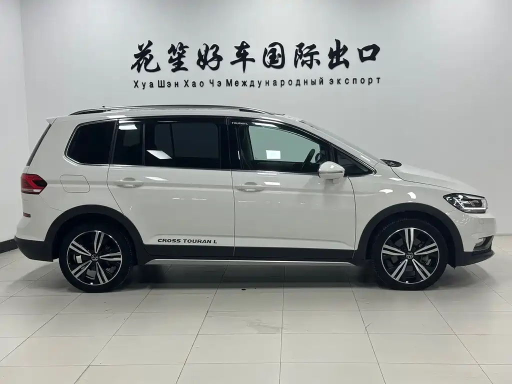 Volkswagen Touran — миниатюра 4