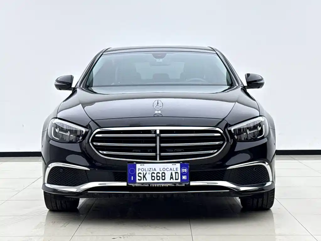 Mercedes-Benz E-Class — миниатюра 2