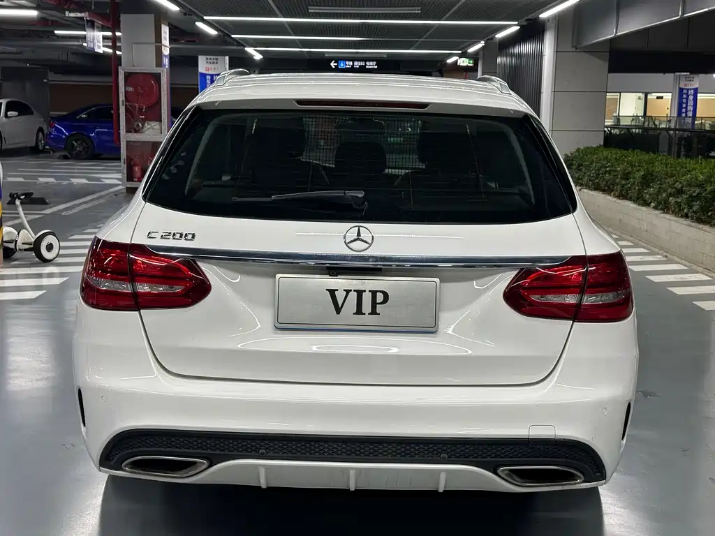 Mercedes-Benz C-Class (Import) — миниатюра 4
