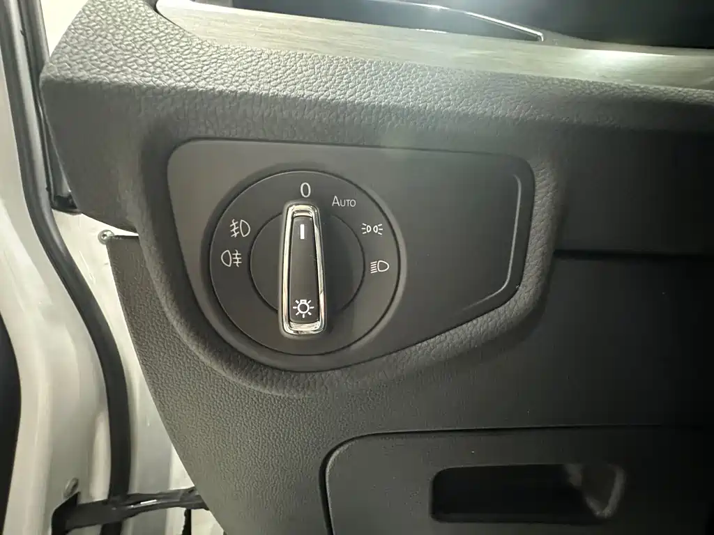 Volkswagen Touran — миниатюра 15