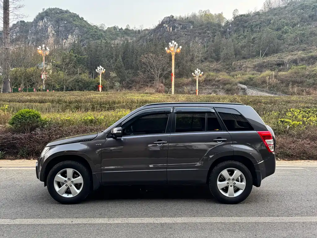 Suzuki Grand Vitara — миниатюра 3
