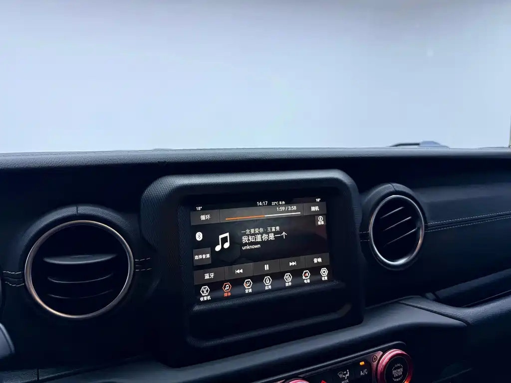 Jeep Wrangler — миниатюра 13