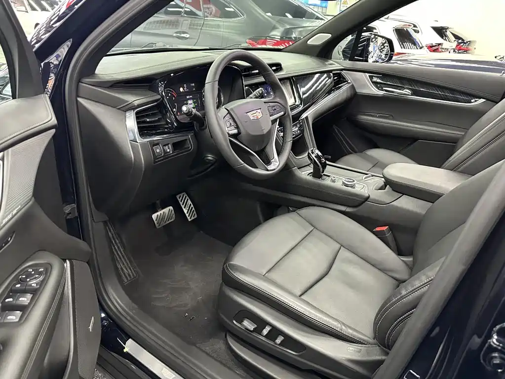 Cadillac XT6 — миниатюра 10