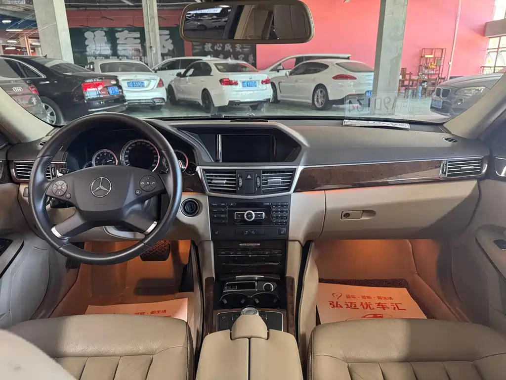 Mercedes-Benz E-Class — миниатюра 15