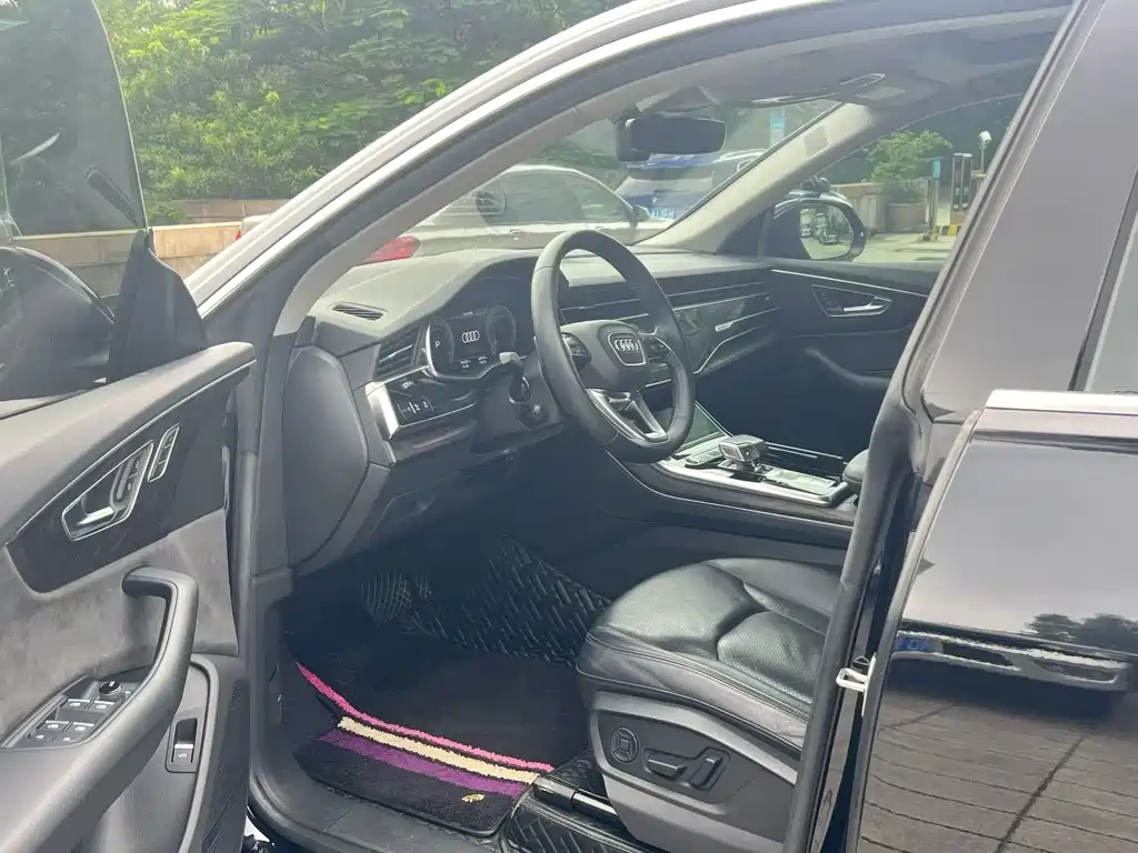 Audi Q8 — миниатюра 4