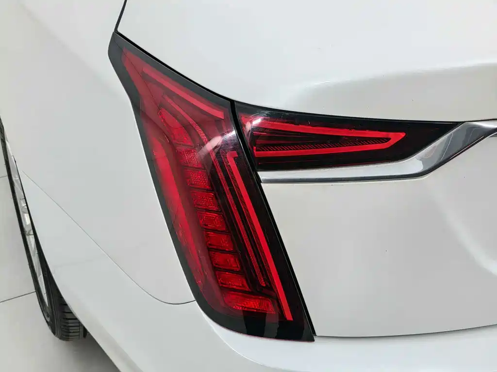 Cadillac CT6 — миниатюра 7