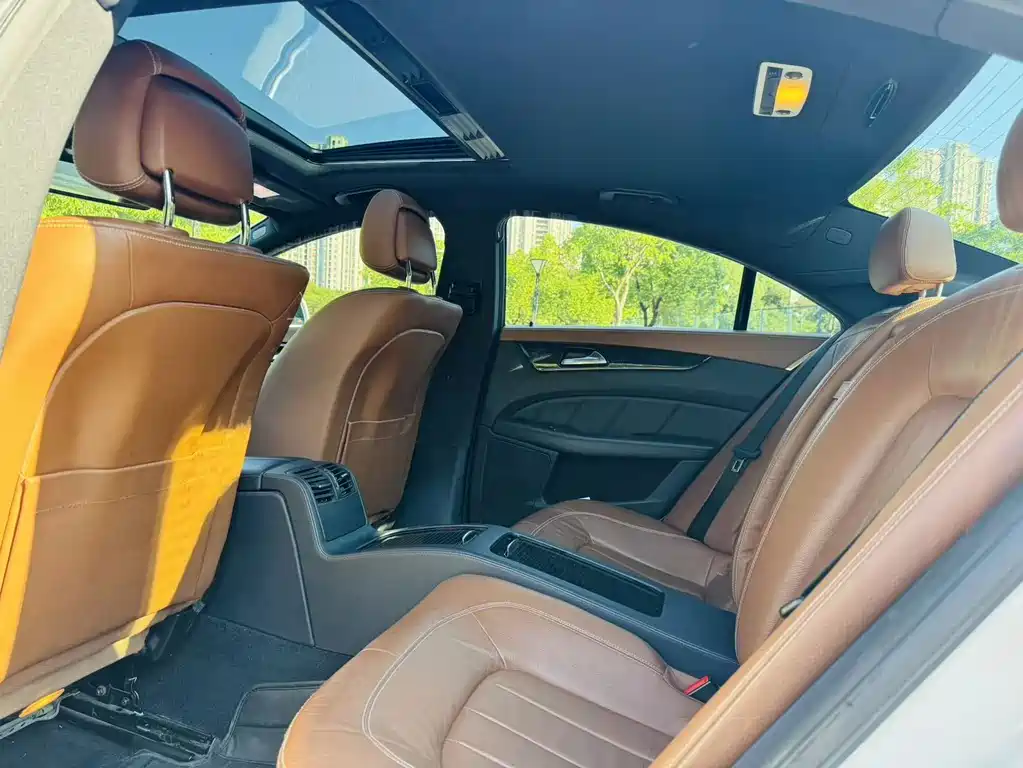 Mercedes-Benz CLS — миниатюра 12