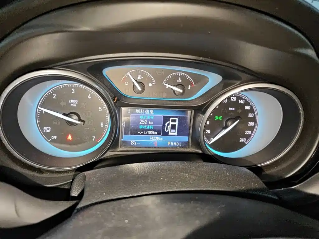 Buick Envision Plus — миниатюра 7