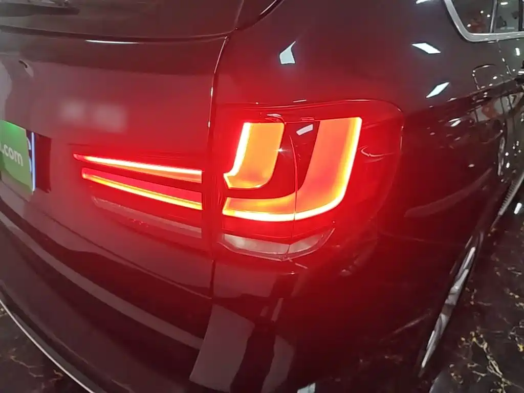 BMW X5 2018 xDrive28i