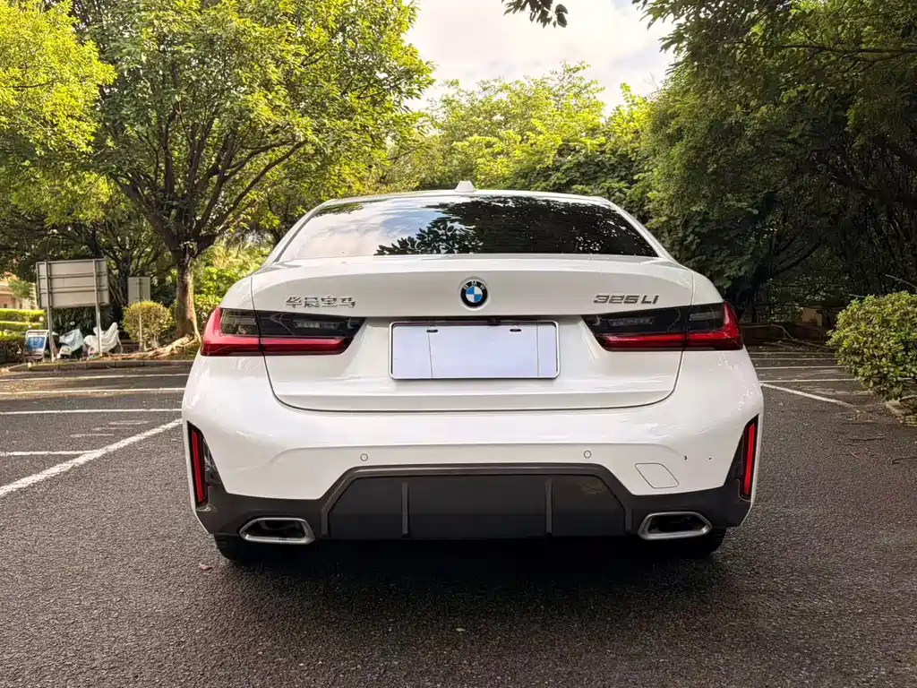 BMW 3 Series — миниатюра 8