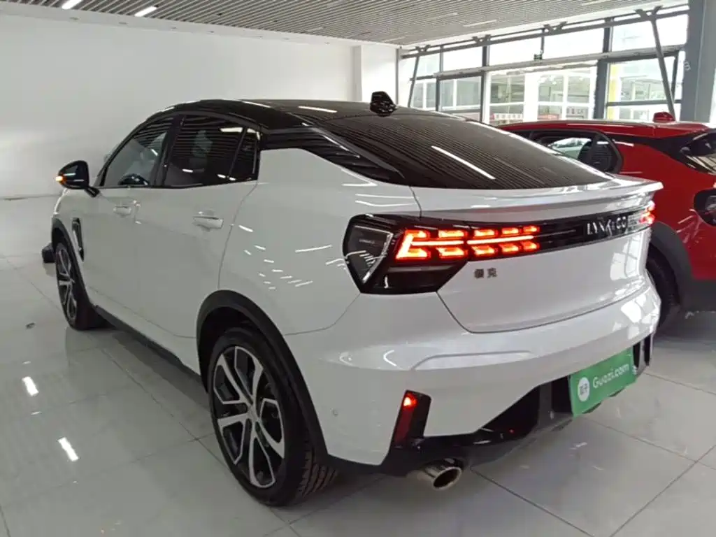Lynk & Co 05 — миниатюра 5