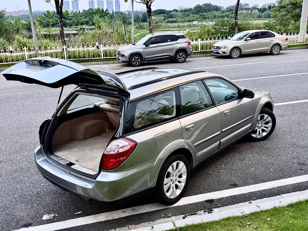 Subaru Outback — миниатюра 6
