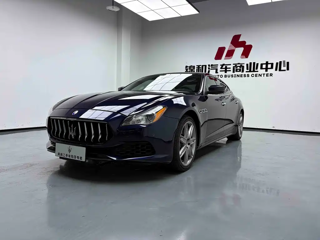 Maserati Quattroporte