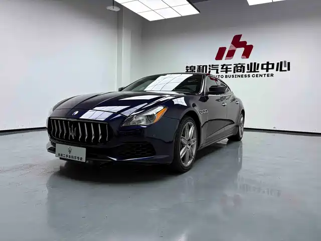 Maserati Quattroporte