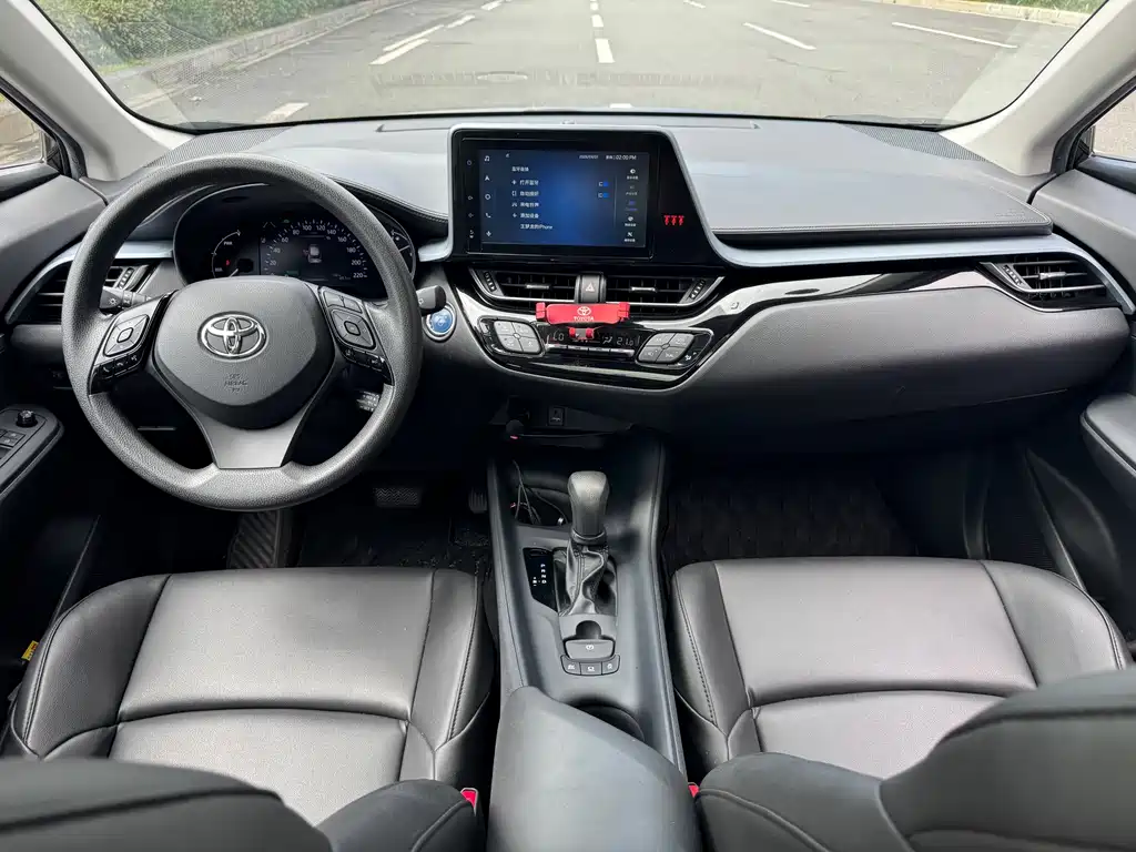 Toyota IZOA — миниатюра 9
