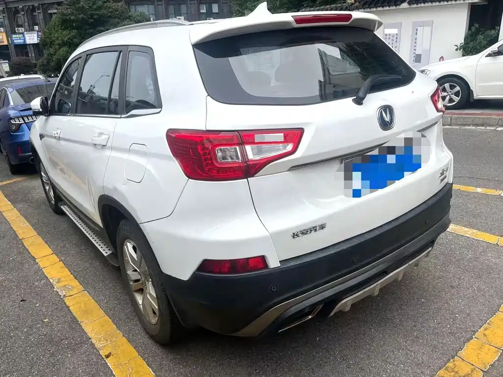 Changan CS75 — миниатюра 10