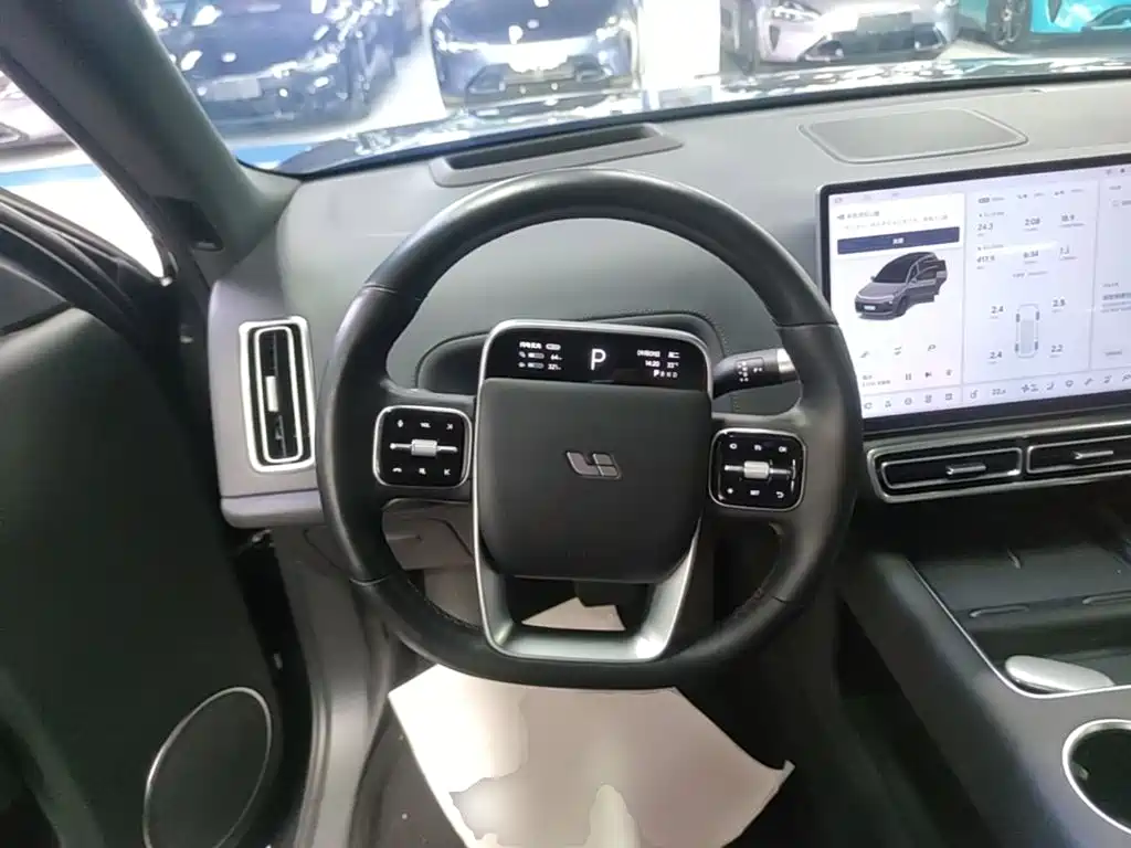 Li Auto Li L8 — миниатюра 11