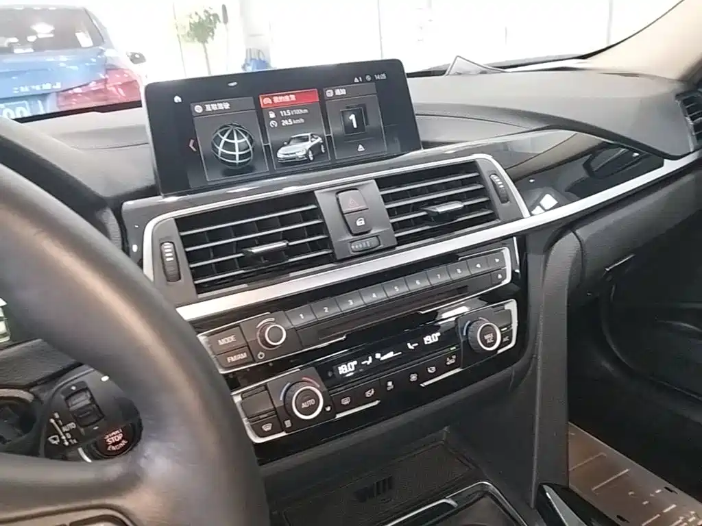 BMW 3 Series — миниатюра 13