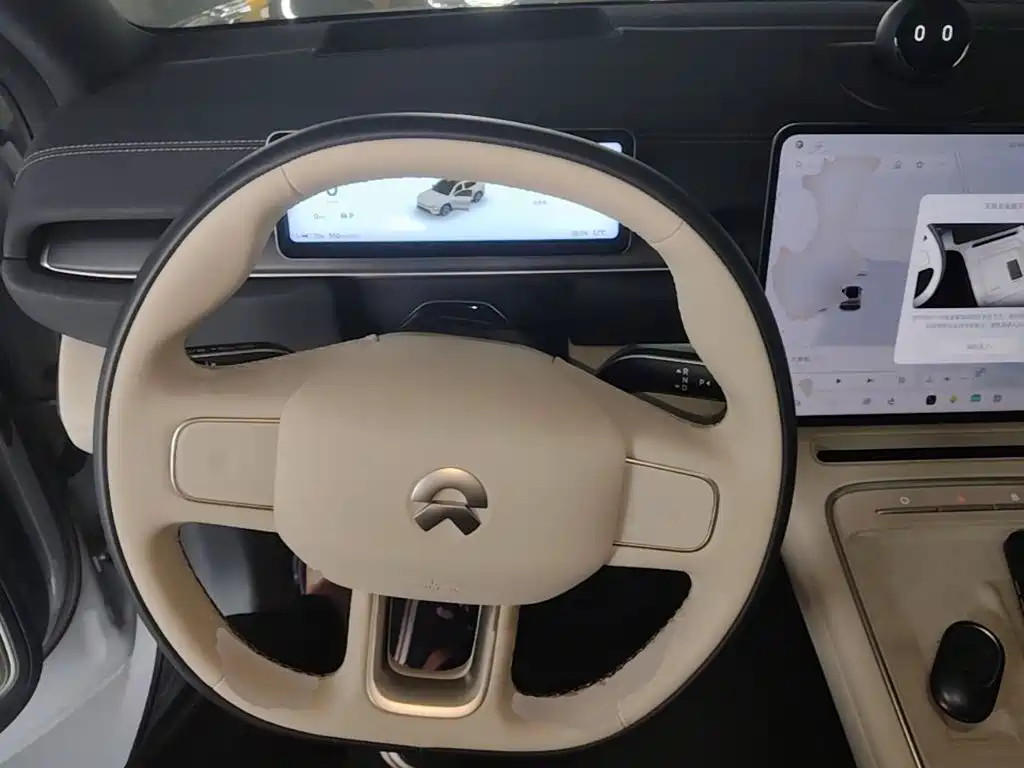 NIO EC6 — миниатюра 11