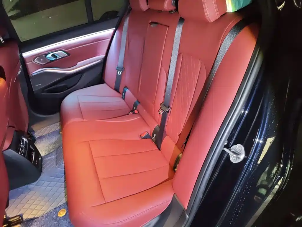 BMW 3 Series — миниатюра 18