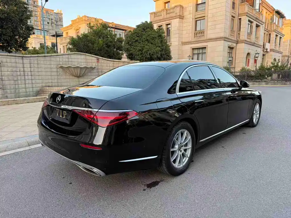 MERCEDES-BENZ S CLASS