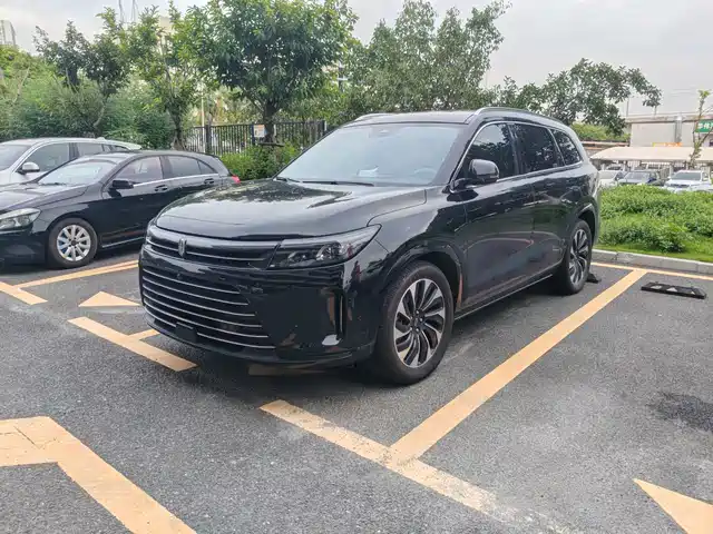 2023 Huawei M7