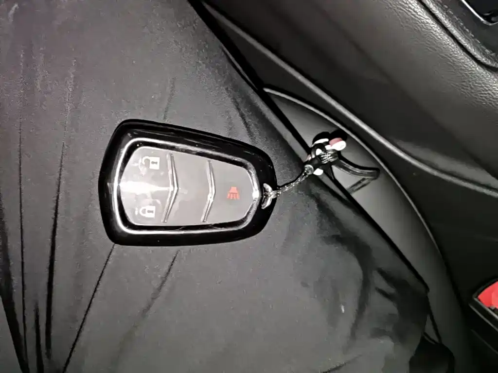 Cadillac XT4 — миниатюра 9