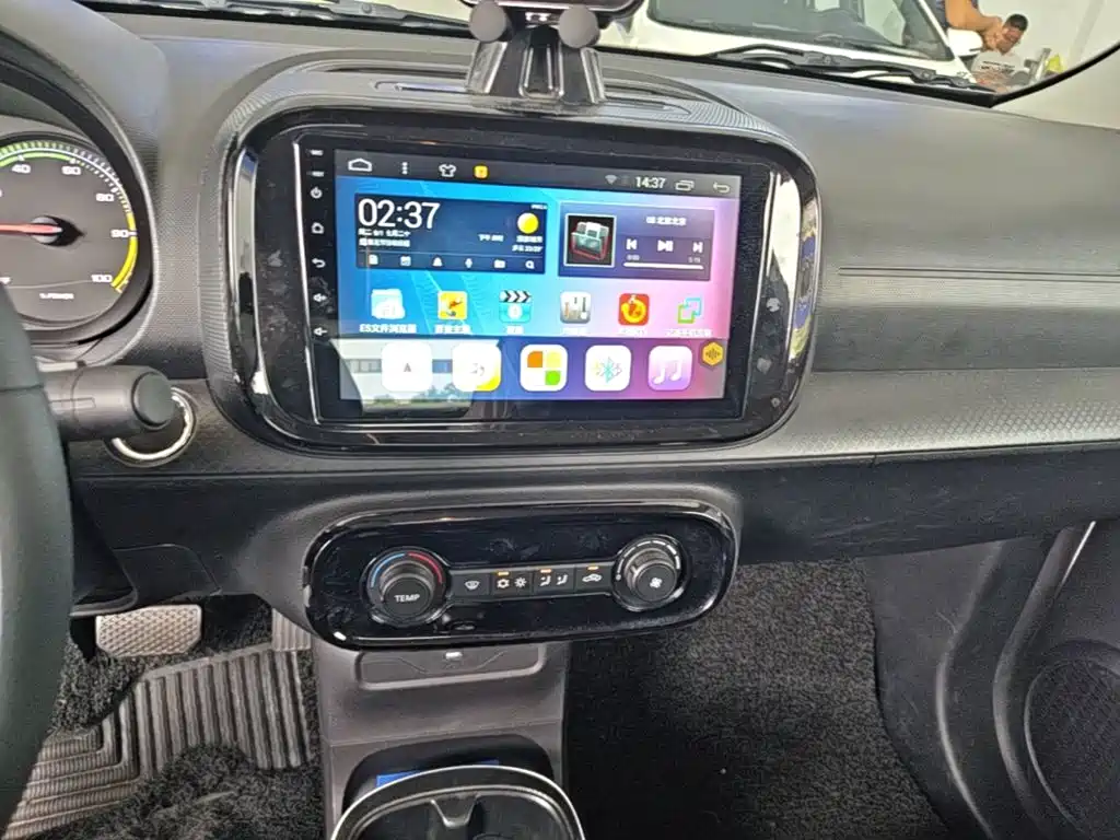 Roewe Clever — миниатюра 13