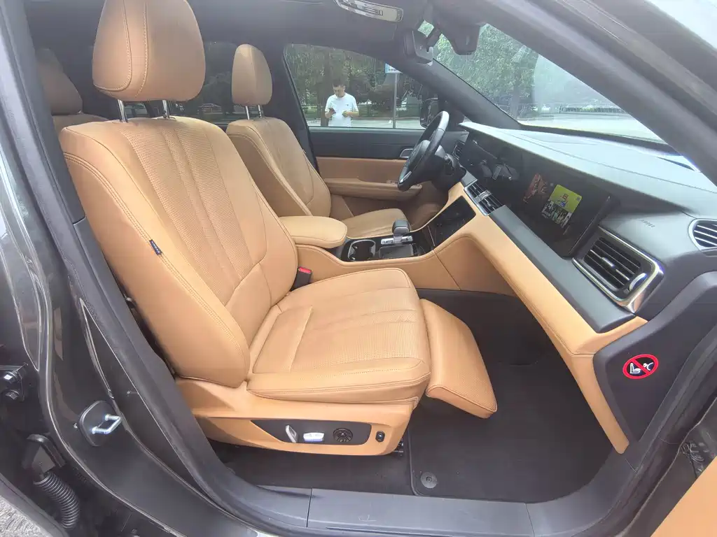 Li Auto Li ONE — миниатюра 17