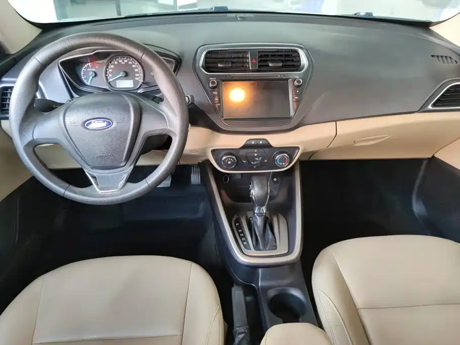 Ford Escort — миниатюра 12